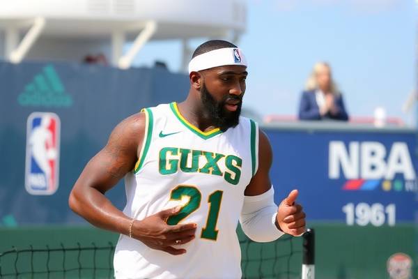 NBA录像精简，快速回顾精彩瞬间，体验篮球魅力